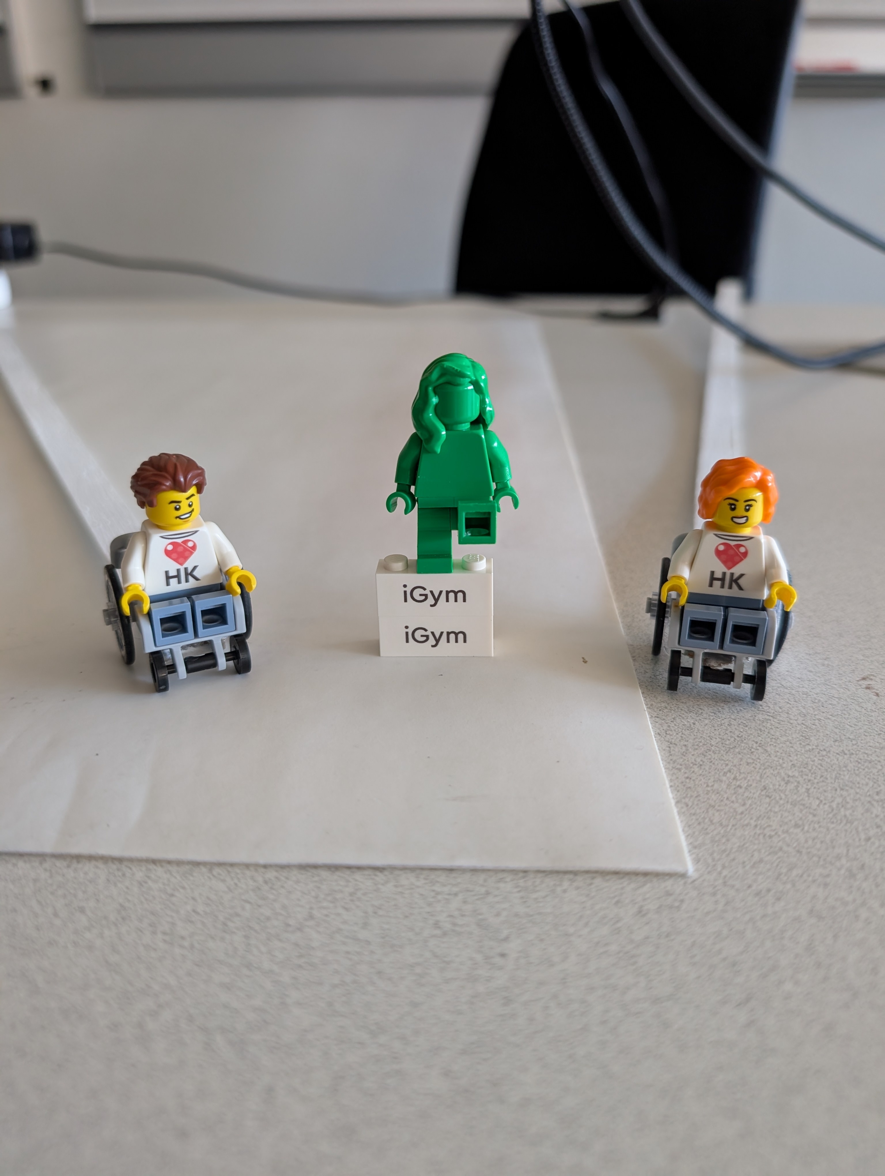 iGYM demo lego figure